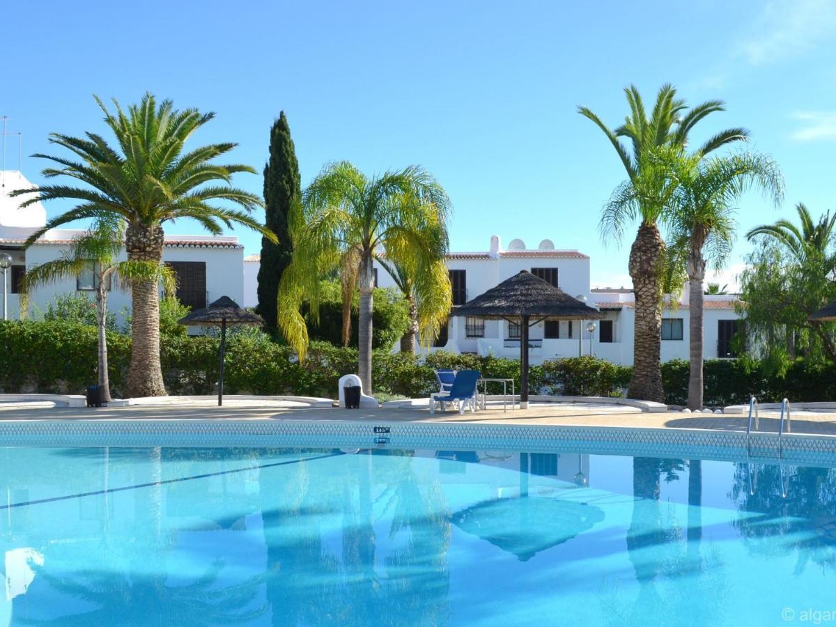 Attractive In With Sea View Apartament